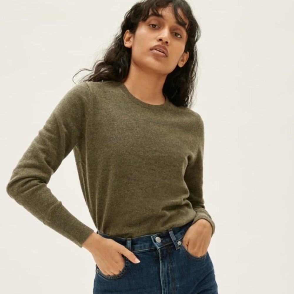 Everlane green cashmere sweater